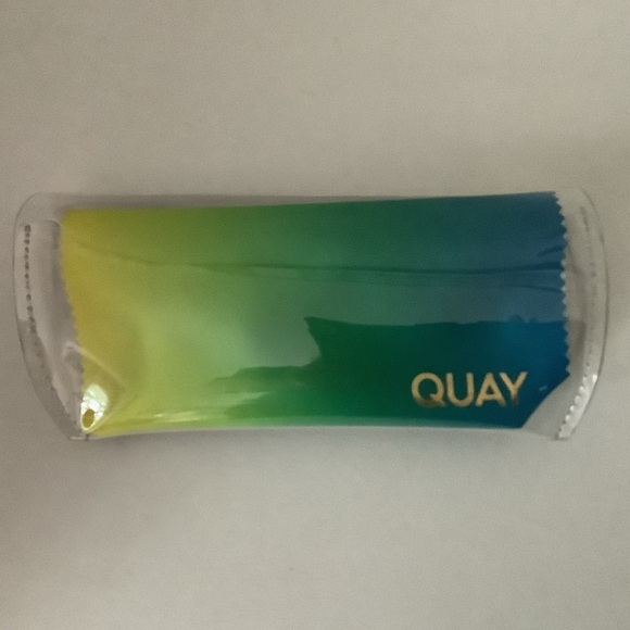 Quay Australia Purple On The Radio Sunglasses New - Picture 4 of 4